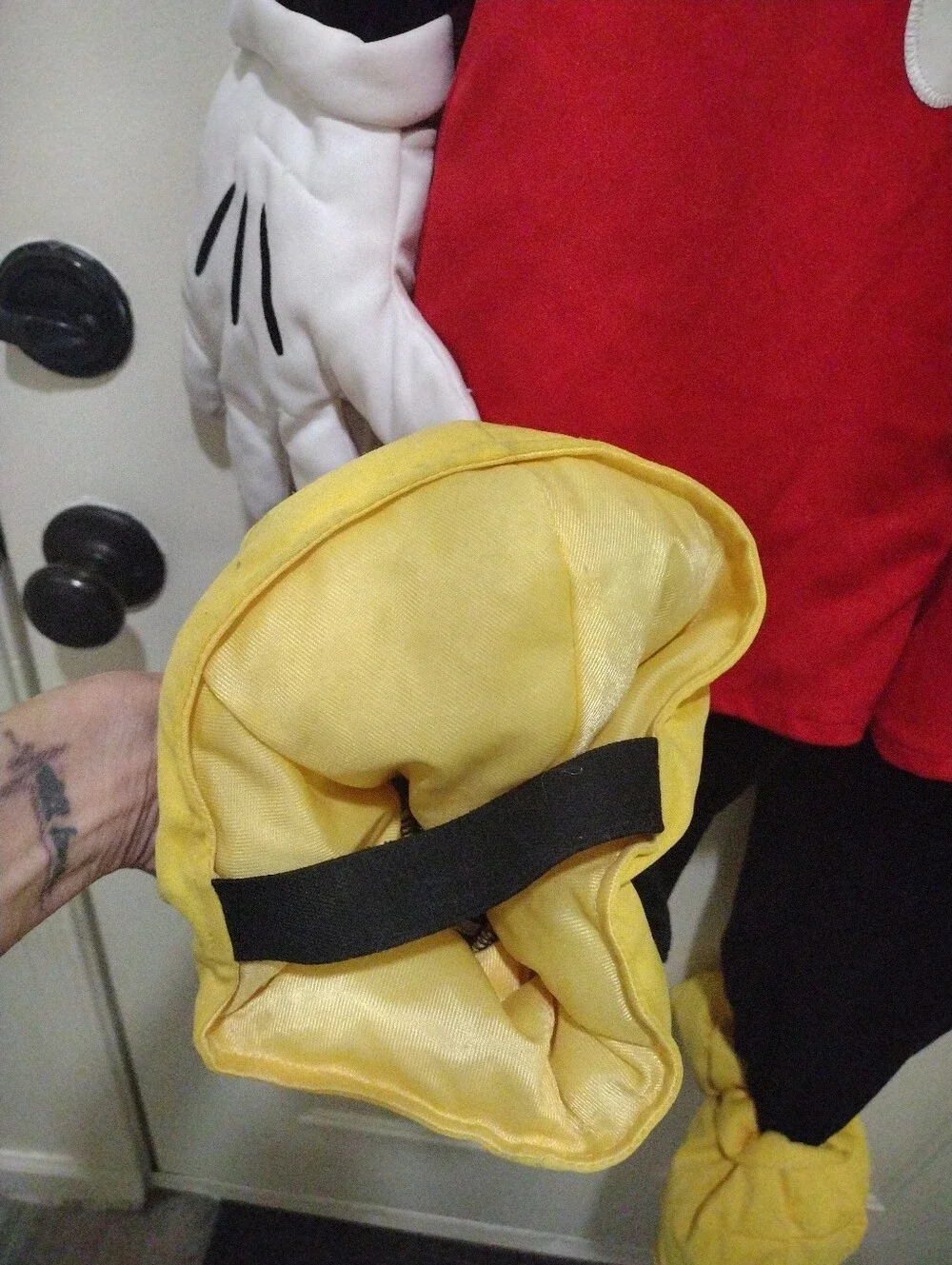 Like New Full Padded Kids Size 5-6yr. Mickey Mouse Disney Costume